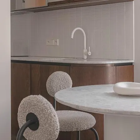 2 Bedroom Next To Monaco דירה בוסוליי