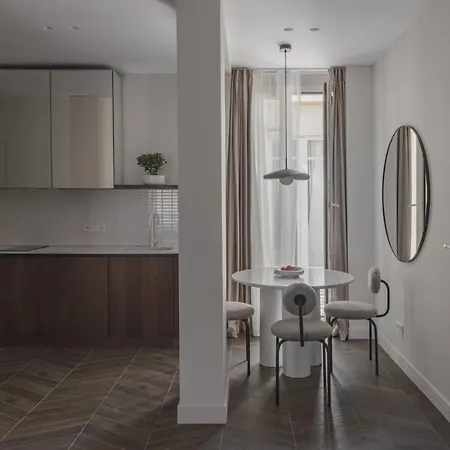 2 Bedroom Next To Monaco דירה *