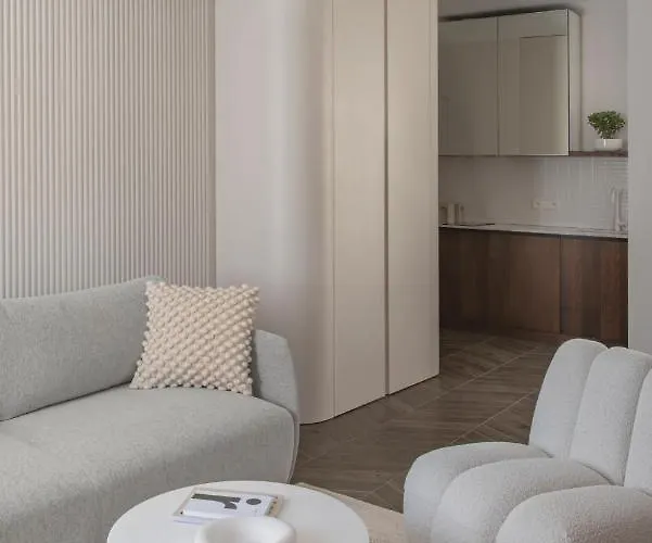 2 Bedroom Next To Monaco * Beausoleil